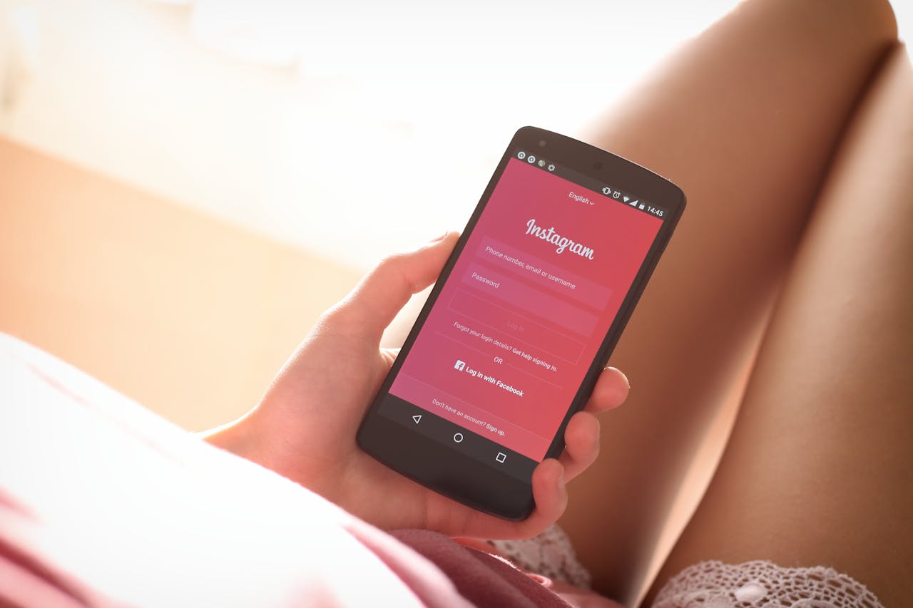 Advertising on Instagram: How to Create Successful Instagram Ads